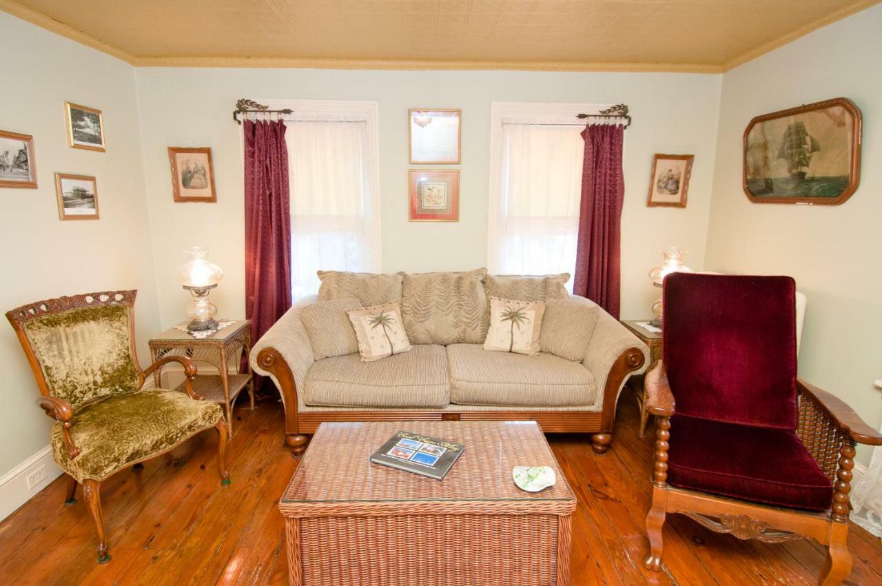 Thomas Webster House Hotell Cape May Exteriör bild